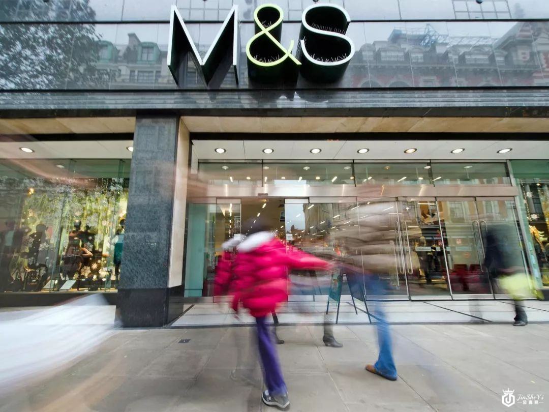 草间弥生回应中国假展事件，以及爱马仕、Michael Kors、Tod's、阿迪达斯和Mulberry等财报