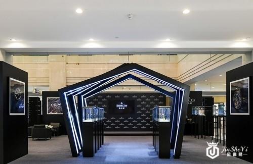 真力时于“时间进化论”大型钟表巡展杭州站发布全新Defy El Primero 21 Rainbow限量版腕表