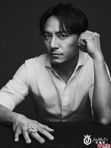 张震与卡地亚优雅合作深度升级 猎豹品格释放野性成熟男子力