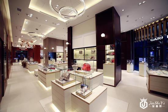 LuxStory中古奢侈品精品店北京坊开业 人气女星宋轶优雅出席