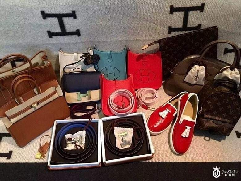 销售二手奢侈品主要途径是通过网络圈子