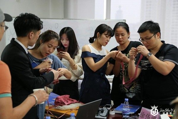 中检-万表学院招生，为腕表行业输送新鲜血液