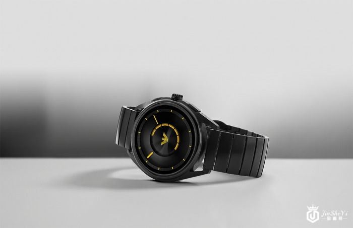 Emporio Armani Connected 推出全新智能触屏腕表