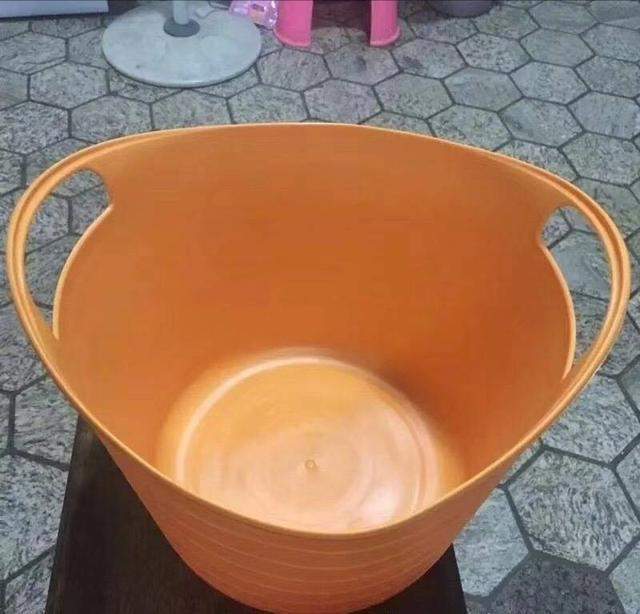 这些奇葩奢侈品，有钱人看了难过，穷人看了Gucci直接买二手奢侈品