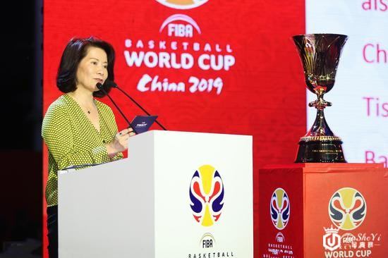 天梭表为2019年国际篮联篮球世界杯开启一周年倒计时